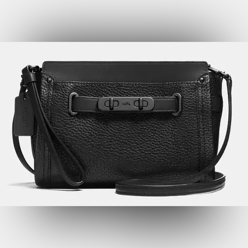 Coach Swagger Large Wristlet/Crossbody bag